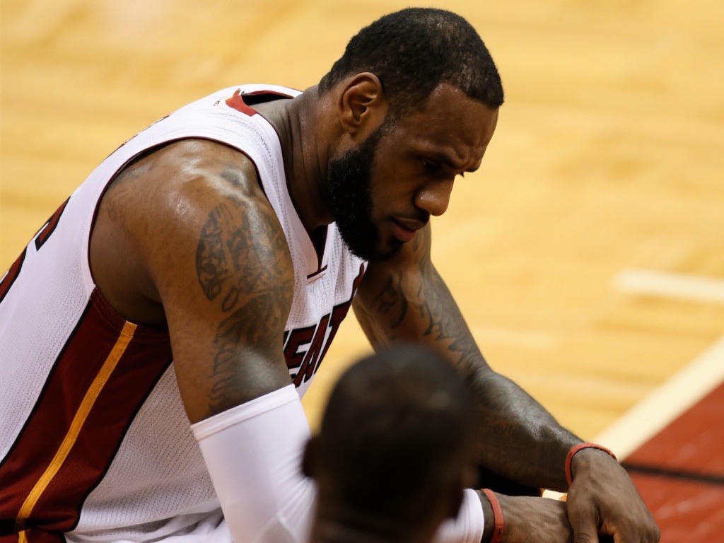 场财务危机 场财务危机